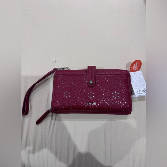 The Sak Handbags - The Sak Iris Smartphone Wrislet/Crossbody in Deep Red New